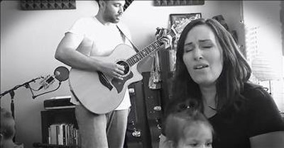 Family Sings Acoustic Rendition Of 'The Old Rugged Cross' 