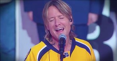 Keith Urban Sings The National Anthem Live For The First Time 