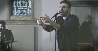 'Slow Down' - Danny Gokey Performance
