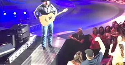 Garth Brooks Helps Couple With Gender Reveal 