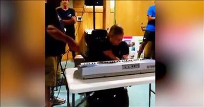 16-Year-Old Without Limbs Plays 'Somewhere Over The Rainbow'  