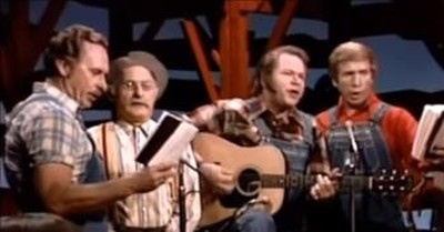 Hee Haw Gospel Quartet - 'There's Power in the Blood'  