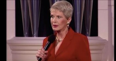 Jeanne Robertson On Left Brain And His Hearing 