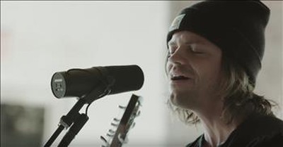 'Hallelujah Our God Reigns' - Passion Acoustic Performance 