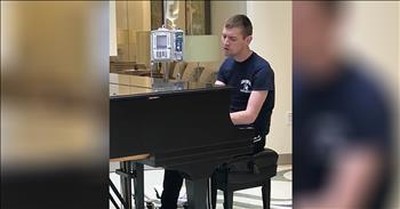 Young Man Sings Worship Song For Patients At Hospital 
