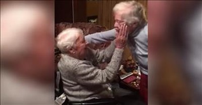 Elderly Sisters Reunite After 10 Years Apart 