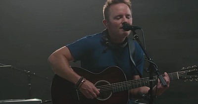 'Is He Worthy?' - Chris Tomlin Featuring Andrew Peterson