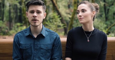 Husband and Wife Duo Sing 'Mary Did You Know'