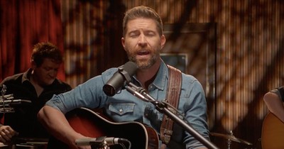'I Serve A Savior' - Josh Turner Cracker Barrel Performance