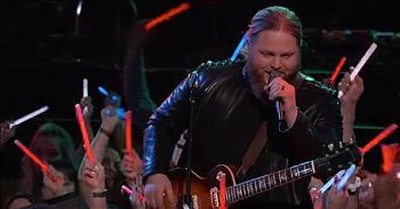The Voice Contestant Chris Kroeze Covers 'Sweet Home Alabama'  