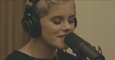 'Whole Heart (Hold Me Now)' - Hillsong UNITED Acoustic Performance 