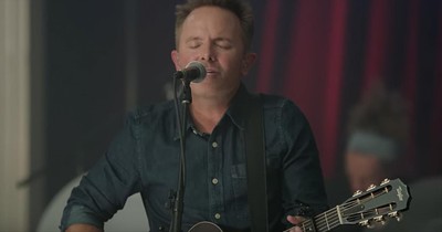 'Nobody Loves Me Like You' Chris Tomlin Live Performance With Ed Cash