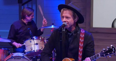 'Native Tongue' Switchfoot Performance On Pickler And Ben