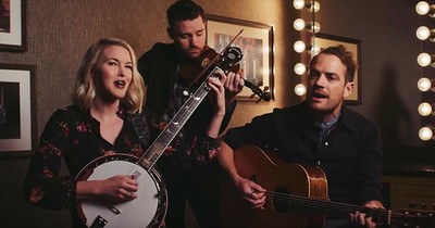 'Gentle On My Mind' Ashley Campbell Honors Dad Glen Campbell