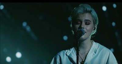 'Clean' Hillsong UNITED Live Performance 