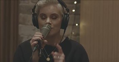 'Highlands (Song Of Ascent)' Hillsong UNITED Acoustic Performance 