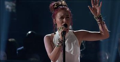 Lauren Daigle Performs 'You Say' At Billboard Music Awards 2019 