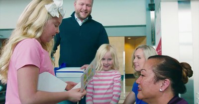 Family Thanks Delta Flight Attendant Who Found Doll Left On Plane