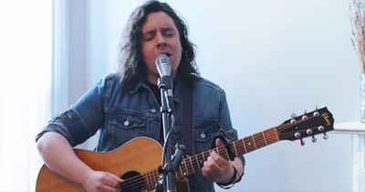 'Prize Worth Fighting For' Jamie Kimmett Acoustic Performance