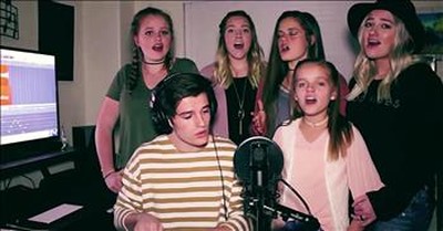 Siblings Perform Mashup Of 'Amazing Grace' And 'Hallelujah' 