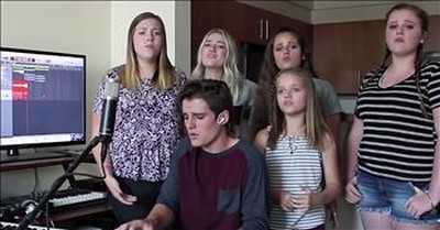 Family Of 6 Siblings Perform 'Oceans (Where Feet May Fail)' 
