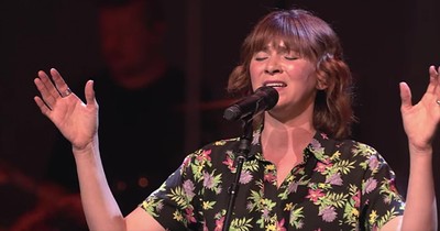 'Just Be' Kim Walker-Smith Live Worship Performance