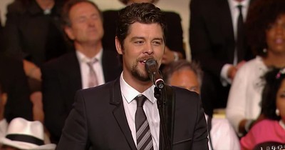 'Sometimes I Cry' Jason Crabb Performs Gospel Song Written By His Dad