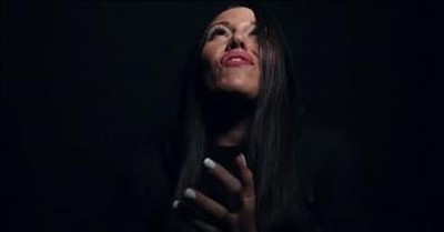 Christian Singer Beckah Shae Gives 'So Will I (100 Billion X)' Pop Makeover 