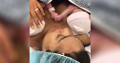 Newborn Twins Hold Hands At Birth