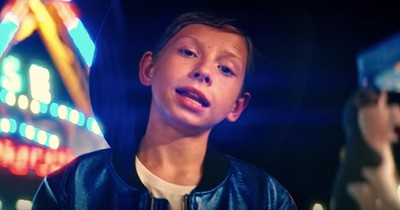 Viral Yodeler Mason Ramsey Debuts 'How Could I Not'