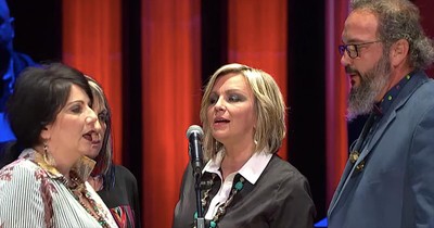 The Isaacs Perform 'The Lord's Prayer' At The Grand Ole Opry 