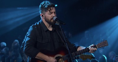 'Stand In Your Love' Josh Baldwin Performs Live At The Dove Awards