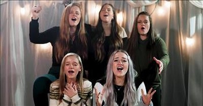 4 Sisters Sing 'Living Hope' From Phil Wickham 