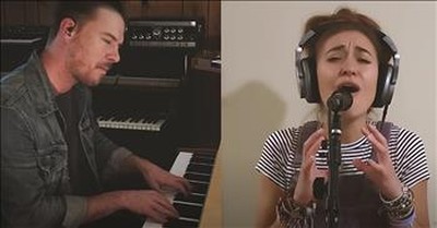 'Power To Redeem' Lauren Daigle Worships From Home 