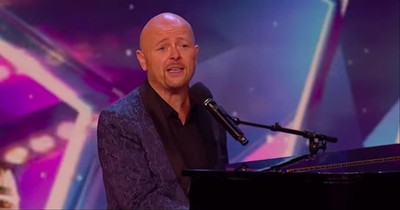 Musical Comedian Jon Courtenay Earns Golden Buzzer With Funny Piano Audition