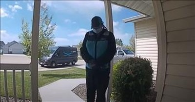 Amazon Delivery Driver Prays Over Packages And Doorbell Cam Catches It All 
