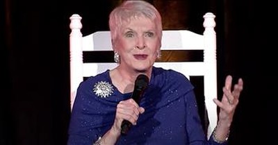 Jeanne Robertson And The Infamous Hand Of Michigan 