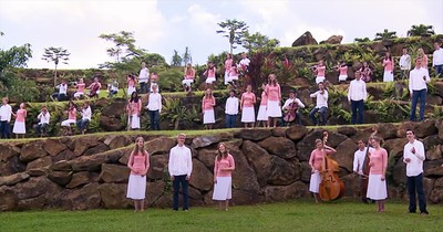 Christian Choir Sings 'I Saw One Weary'