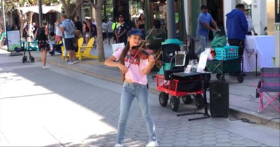 Tween Violinist Performs Frank Sinatra's 'My Way' On Street Corner