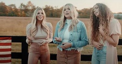 3 Women Sing Heartfelt Rendition Of 'God Bless America'