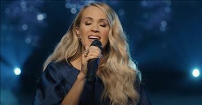 Carrie Underwood Sings 'O Holy Night' On Late Night TV 