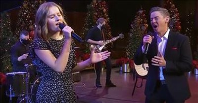 Daddy-Daughter Duet To 'O Come All Ye Faithful' 