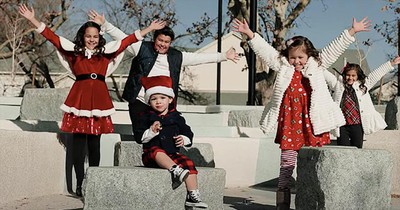 13-Year-Old And His Sisters Sing 'All I Want For Christmas Is You'