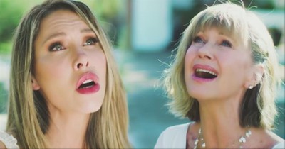 Olivia Newton-John And Daughter Sing 'Window In The Wall' Duet