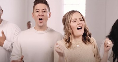 Beautiful Father-Daughter 'Amazing Grace' Duet