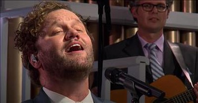 'In The Garden' David Phelps Performs Classic Hymn 