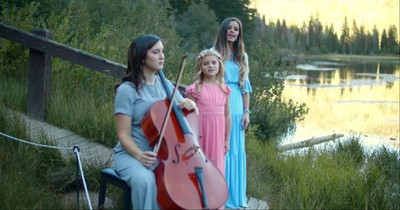 8-Year-Old Girl Sings 'Come Thou Fount Of Every Blessing' Classic Hymn