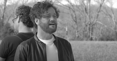 David Phelps Sings Elvis Classic 'Can't Help Falling In Love'