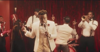 'Hold On Me' Travis Greene Featuring Kirk Franklin And John P. Kee