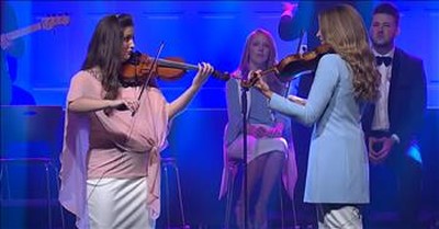 'You Raise Me Up' The Collingsworth Family Worship Performance 